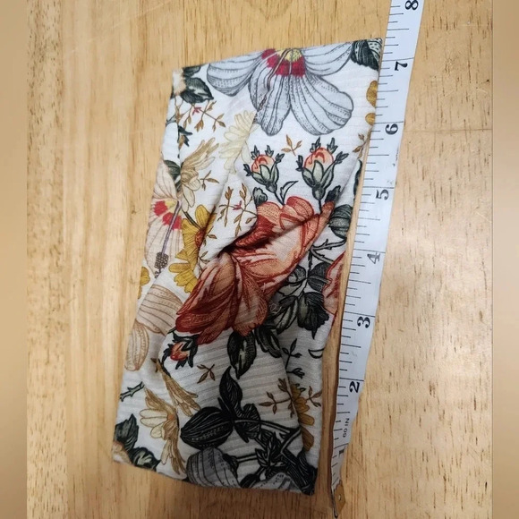 Kid's Floral Fall Crisscross Twist Stretchy Headband NEW - Picture 5 of 5